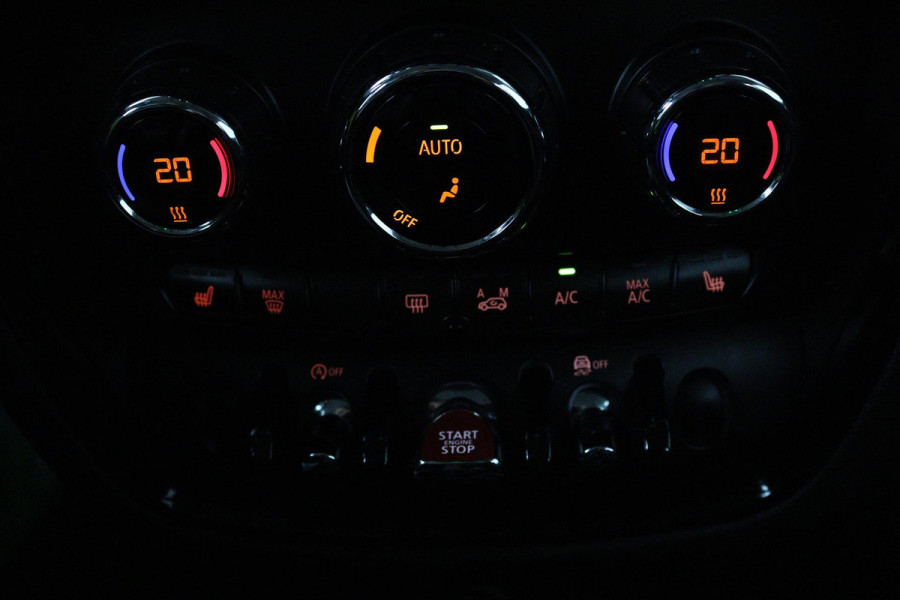 MINI Clubman 1.5 One Chili Automaat (NAVIGATIE, PARKEERSENSOREN, STOELV, CLIMATE CONTROL, GOED ONDERHOUDEN)