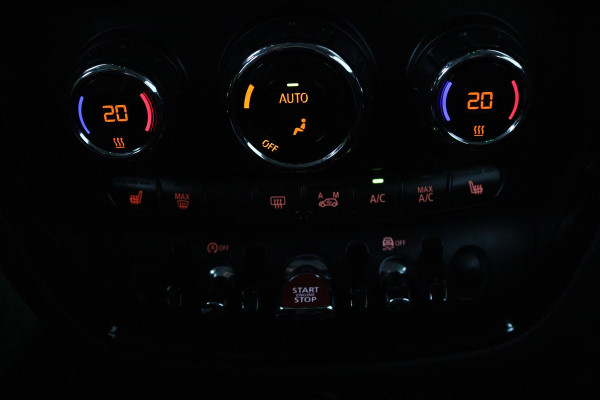 MINI Clubman 1.5 One Chili Automaat (NAVIGATIE, PARKEERSENSOREN, STOELV, CLIMATE CONTROL, GOED ONDERHOUDEN)