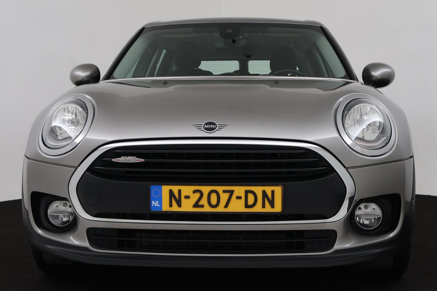 MINI Clubman 1.5 One Chili Automaat (NAVIGATIE, PARKEERSENSOREN, STOELV, CLIMATE CONTROL, GOED ONDERHOUDEN)