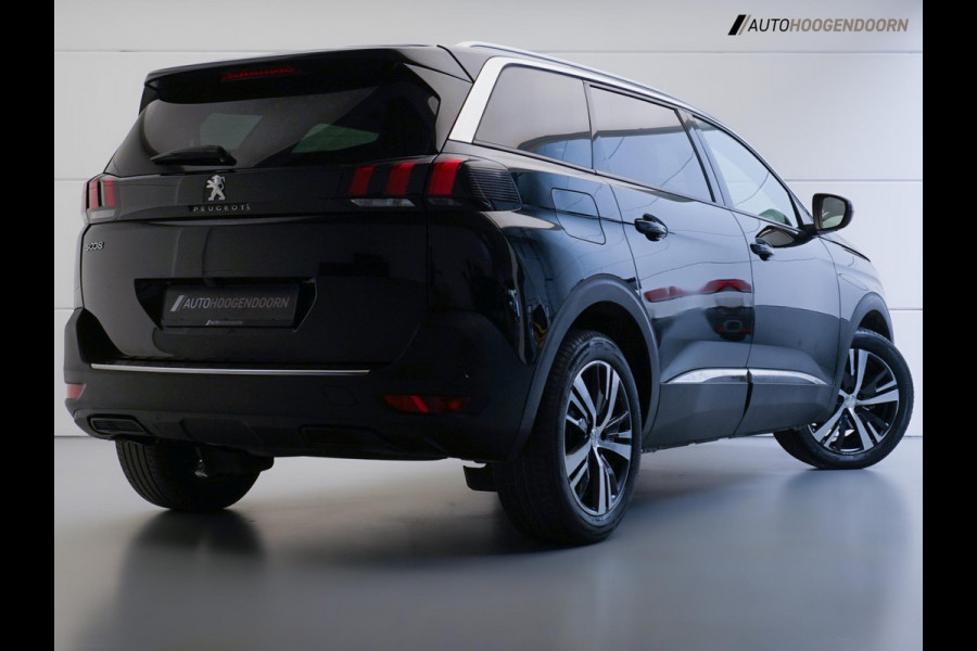 Peugeot 5008 1.2 PureTech Allure 7-zits 130pk (APPLE CARPLAY,LED VERLICHTING,KEYLESS,DODEHOEK,DIGITAL DISPLAY,CAMERA,TOPCONDITIE)