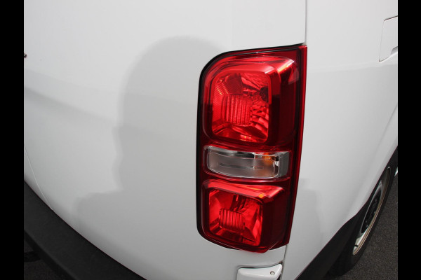 Opel Vivaro 2.0 CDTI Automaat 145 pk L3H1 Dubbele Cabine 6p Edition Navigatie Airco Bluetooth Trekhaak Betimmering Cruise Control