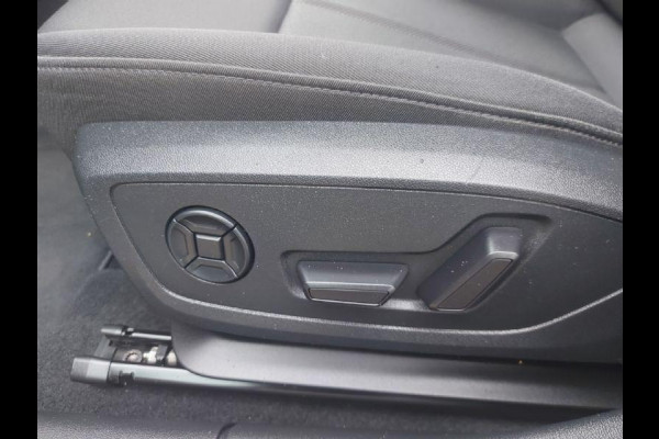 Audi A3 Sportback 40 TFSI e Edition Automaat, airco,cruise,parkeersensoren,Dab,multimedia radio,