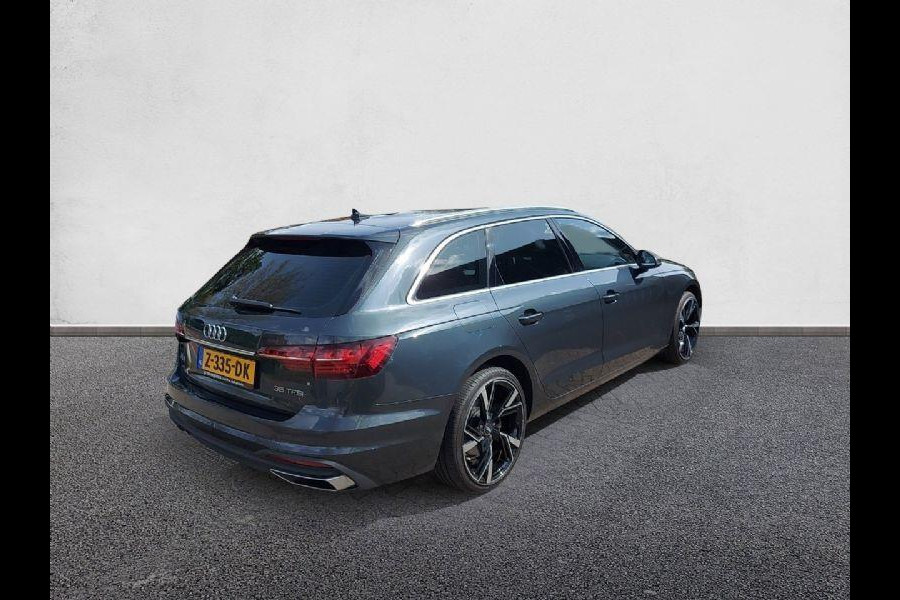Audi A4 Avant 35 TFSI Advanced Edition Automaat,navi/camera,stoelverwarming,parkeersensoren, Extra set winterwielen