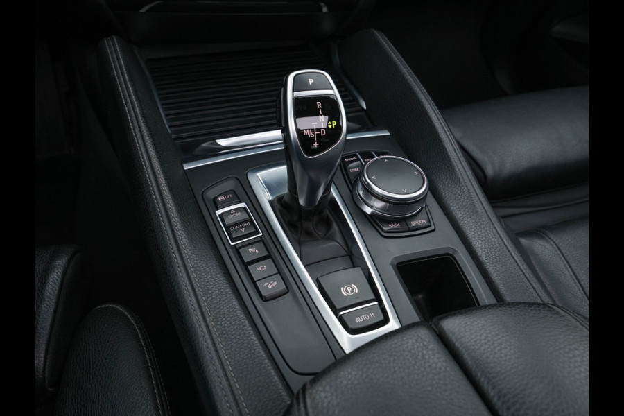 BMW X6 xDrive30d High Executive M-Sport-Pack Aut. *PANO |  FULL-LEATHER | BLIND-SPOT | FULL-LED | HARMAN/KARDON-AUDIO | ADAPTIVE-CRUISE | SHIFT-PADDLES | HEAD-UP | SURROUND-VIEW | MEMORY-PACK | NAVI-FULLMAP | KEYLESS | ECC | PDC | 20''A