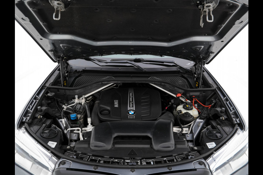 BMW X6 xDrive30d High Executive M-Sport-Pack Aut. *PANO |  FULL-LEATHER | BLIND-SPOT | FULL-LED | HARMAN/KARDON-AUDIO | ADAPTIVE-CRUISE | SHIFT-PADDLES | HEAD-UP | SURROUND-VIEW | MEMORY-PACK | NAVI-FULLMAP | KEYLESS | ECC | PDC | 20''A