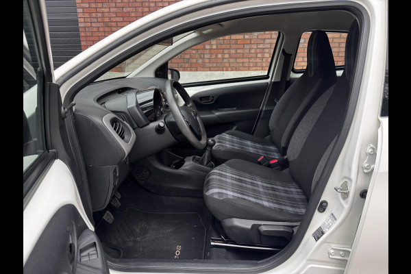 Peugeot 108 1.0 e-VTi Active / Airco / Bluetooth / NED-108 / C.V. Met Afstandsbediening + Elek. Pakket
