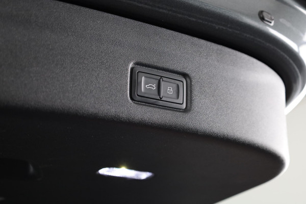Audi Q6 e-tron Advanced edition performance 100 kWh 306pk Panoramadak | Lederen bekleding | Pack tech Pro | Stoelventilatie