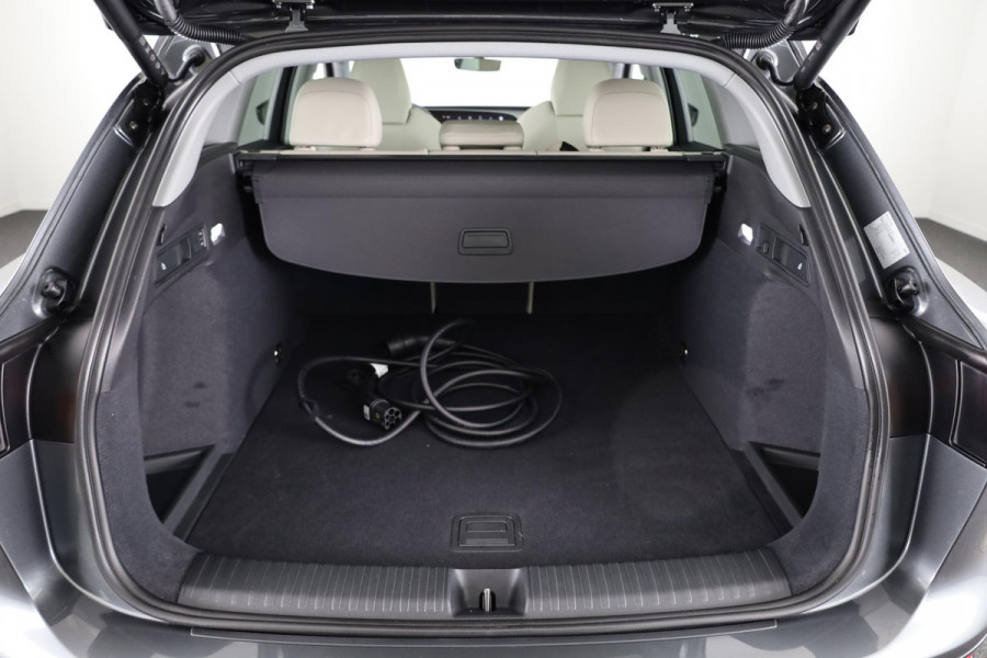 Audi Q6 e-tron Advanced edition performance 100 kWh 306pk Panoramadak | Lederen bekleding | Pack tech Pro | Stoelventilatie