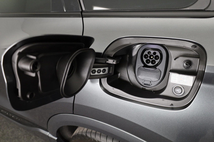 Audi Q6 e-tron Advanced edition performance 100 kWh 306pk Panoramadak | Lederen bekleding | Pack tech Pro | Stoelventilatie