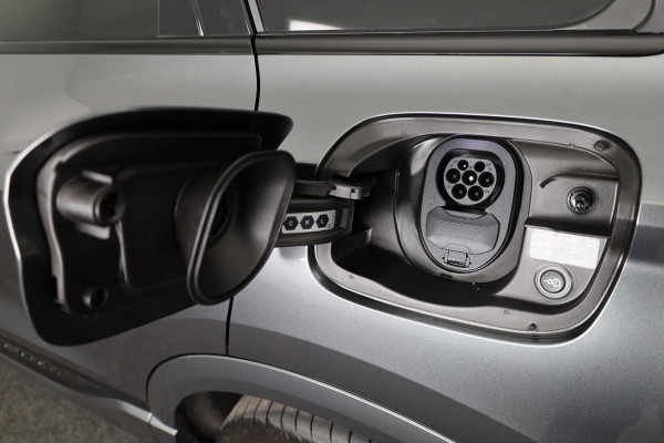 Audi Q6 e-tron Advanced edition performance 100 kWh 306pk Panoramadak | Lederen bekleding | Pack tech Pro | Stoelventilatie