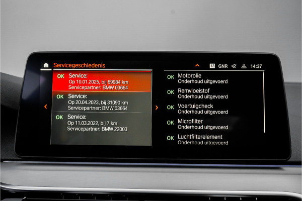 BMW 5 Serie 520i Business Ed Plus M-Sport Schuifdak Laser Comfortstoel