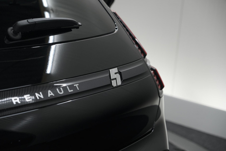 Renault 5 comfort range techno 52 kWh | Camera | Adaptieve Cruise Control | Pack Winter | Apple CarPlay
