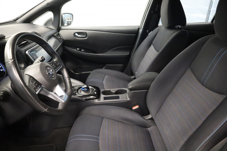 Nissan Leaf Acenta 40 kWh 150pk Navigatie, Cruise Control 360 Camera, 16LMV. Valt in de Subsidie regeling.