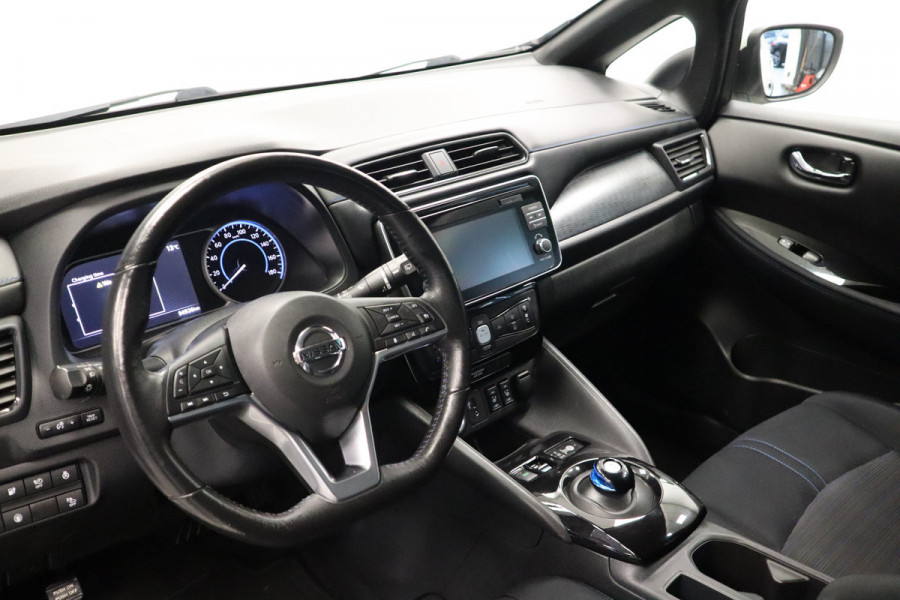 Nissan Leaf Acenta 40 kWh 150pk Navigatie, Cruise Control 360 Camera, 16LMV. Valt in de Subsidie regeling.