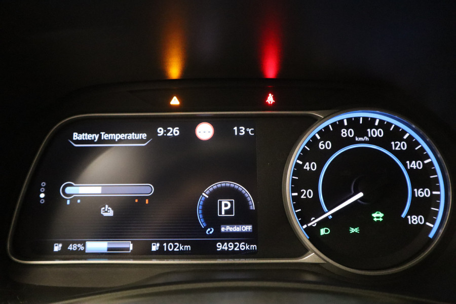 Nissan Leaf Acenta 40 kWh 150pk Navigatie, Cruise Control 360 Camera, 16LMV. Valt in de Subsidie regeling.