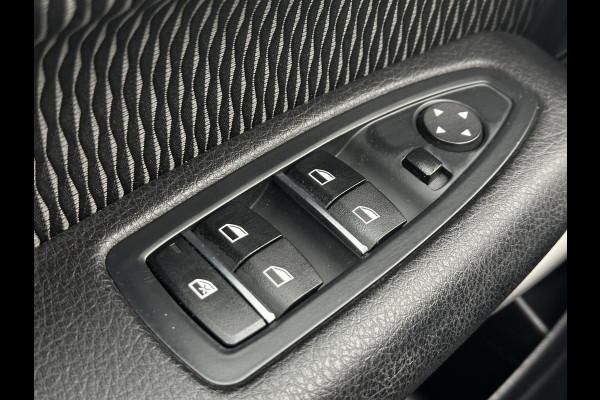 BMW 1-serie 118i Executive 1e Eigenaar,Airco,Cruise,Stoelverwarming,PDC Achter,Bluetooth,6-bak,LM Velgen,APK tot 09-2026