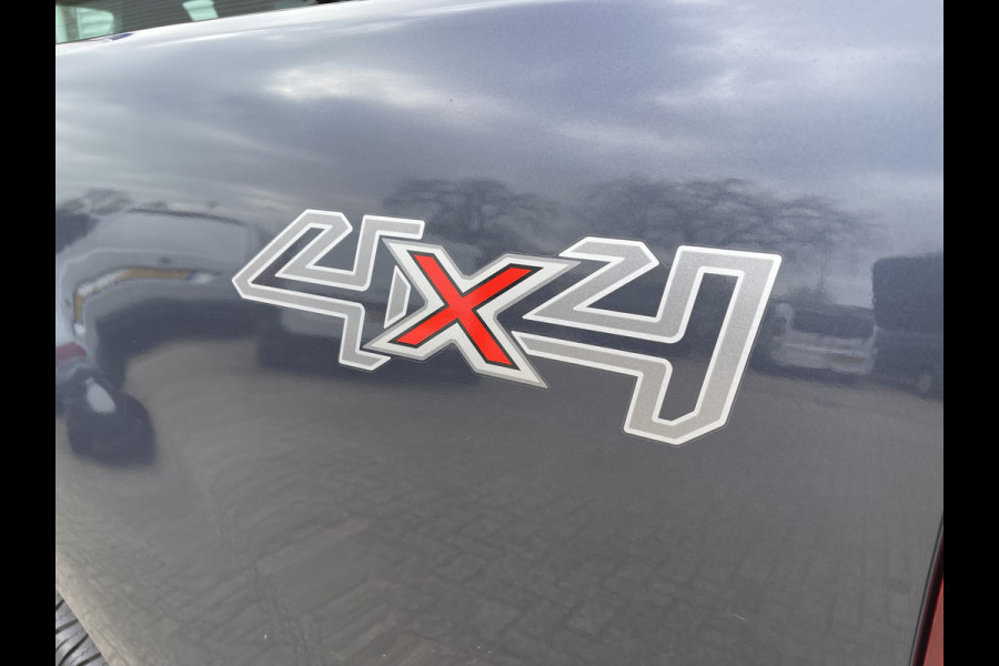 Ford Ranger 2.2 TDCi 160pk automaat 4x4 Limited Supercab / rijklaar € 22.950 ex btw / lease vanaf € 446 / airco / cruise / navi / leer / trekhaak 3500 kg !