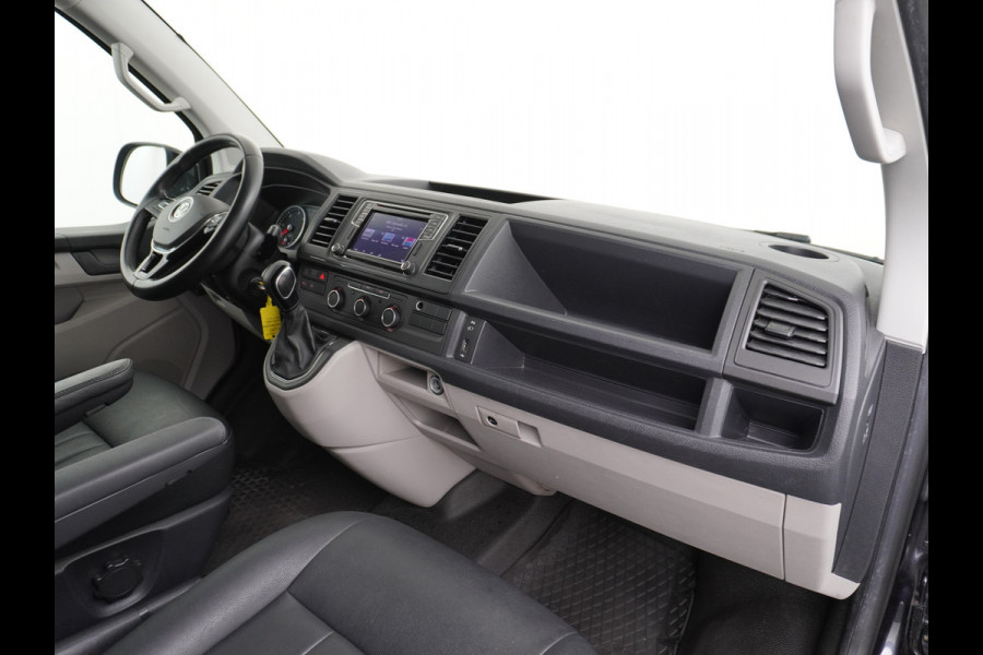 Volkswagen Transporter 2.0TDI 150PK Autom. Highline Leder Navi Pdc Voorruitverwarming Cruise Control Regen/Lichtsensor Lmv 2X Schuifdeur Rubbervloer Wandbetimmering Sidebars Achterklep 1e Eigenaar Euro 6