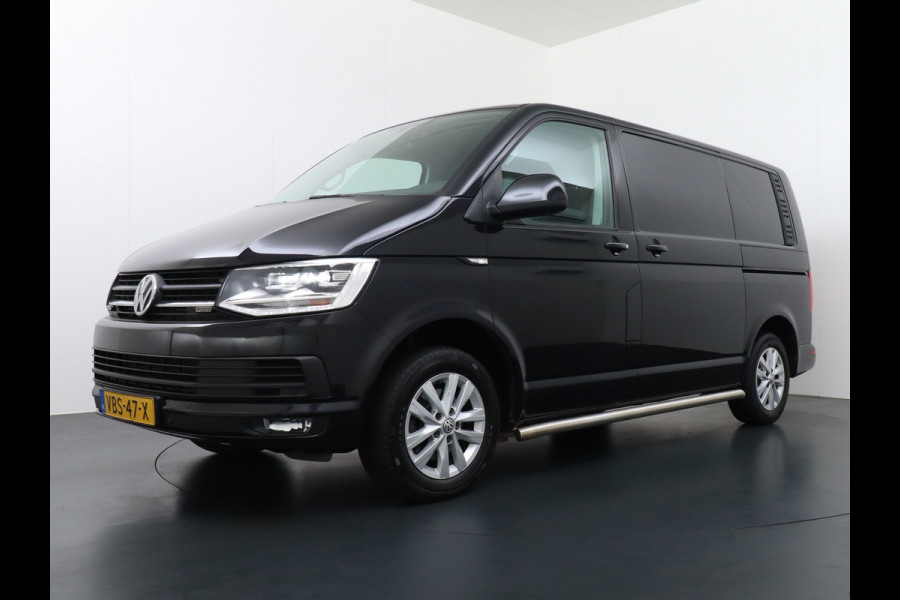 Volkswagen Transporter 2.0TDI 150PK Autom. Highline Leder Navi Pdc Voorruitverwarming Cruise Control Regen/Lichtsensor Lmv 2X Schuifdeur Rubbervloer Wandbetimmering Sidebars Achterklep 1e Eigenaar Euro 6