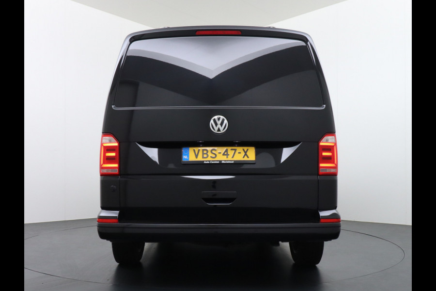 Volkswagen Transporter 2.0TDI 150PK Autom. Highline Leder Navi Pdc Voorruitverwarming Cruise Control Regen/Lichtsensor Lmv 2X Schuifdeur Rubbervloer Wandbetimmering Sidebars Achterklep 1e Eigenaar Euro 6