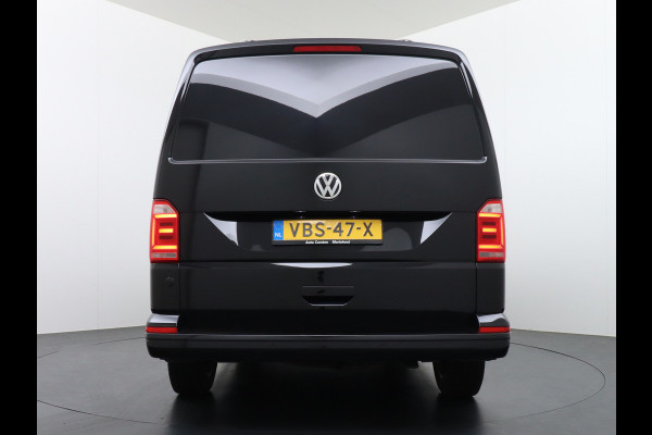 Volkswagen Transporter 2.0TDI 150PK Autom. Highline Leder Navi Pdc Voorruitverwarming Cruise Control Regen/Lichtsensor Lmv 2X Schuifdeur Rubbervloer Wandbetimmering Sidebars Achterklep 1e Eigenaar Euro 6