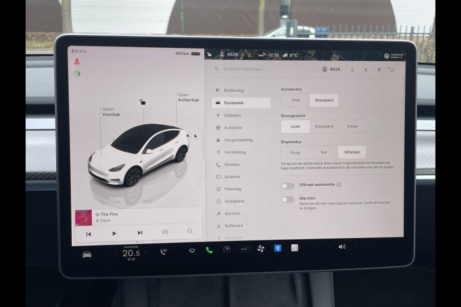 Tesla Model Y 78 kwh Long Range VAN €41.900,- VOOR €38.877,- UW LENTEVOORDEEL €3.023,- | TESLA GARANTIE T/M 12-2026