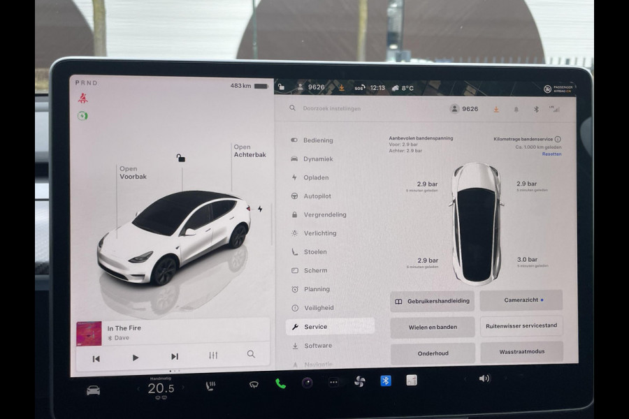 Tesla Model Y 78 kwh Long Range VAN €41.900,- VOOR €38.877,- UW LENTEVOORDEEL €3.023,- | TESLA GARANTIE T/M 12-2026