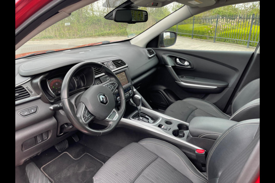 Renault Kadjar 1.2 TCe BOSE AUTOMAAT PANORAMADAK LEER LED-XENON
