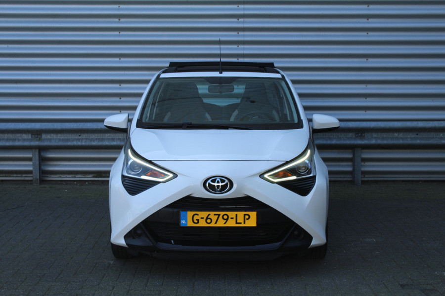 Toyota Aygo 1.0 VVT-i 73pk x-play limited Cabrio NL-Auto NAP 10 jaar Garantie Airco Camera Carplay CPV El. Ramen 1e Eigenaar
