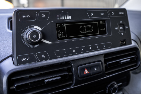 Opel Combo 1.5D L1H1 | Cruise | PDC Achter | Retro Multimedia Design | Airco | Euro 6