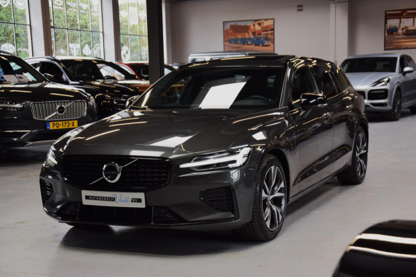 Volvo V60 2.0 T6 Recharge AWD R-Design Navi|Panoramadak|1e Eig.|ACC|Stuurverwarming