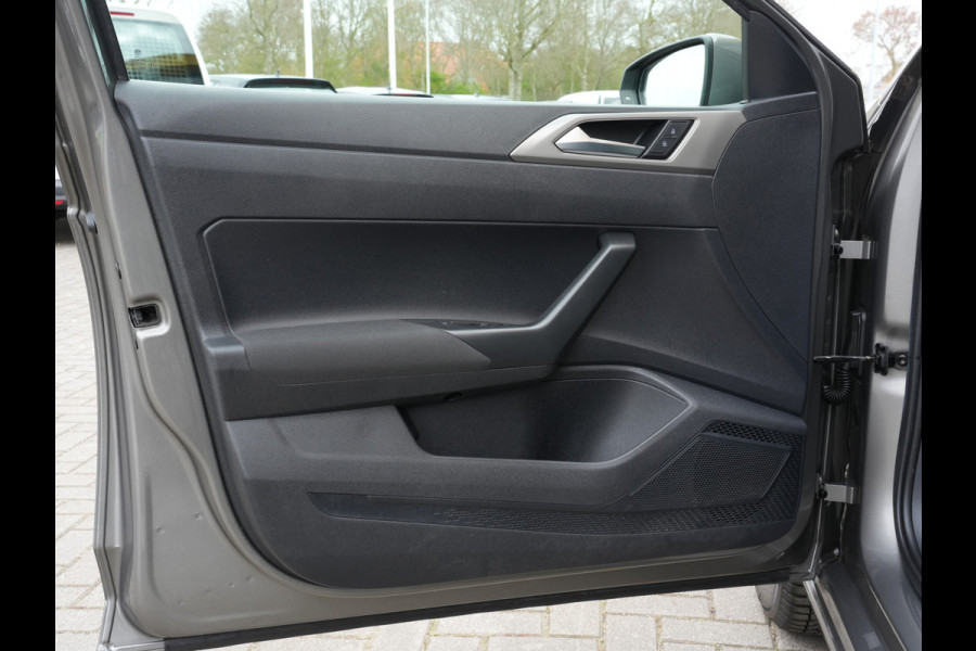 Volkswagen Polo 1.0 TSI Comfortline Automaat | Climate Control | Adaptive Cruise | Navigatie | DAB