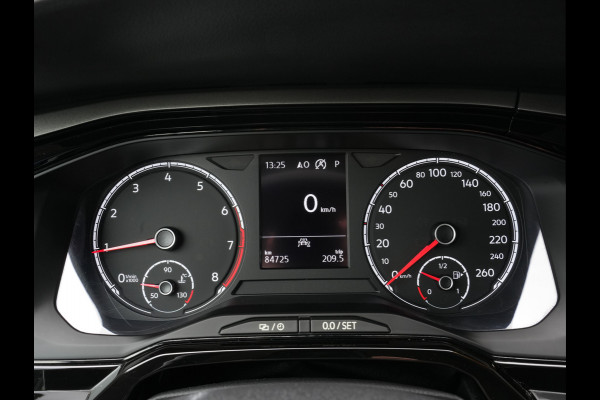 Volkswagen Polo 1.0 TSI Comfortline Automaat | Climate Control | Adaptive Cruise | Navigatie | DAB