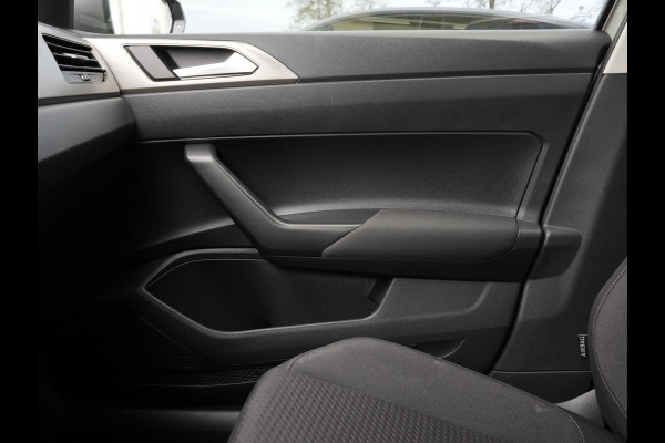 Volkswagen Polo 1.0 TSI Comfortline Automaat | Climate Control | Adaptive Cruise | Navigatie | DAB