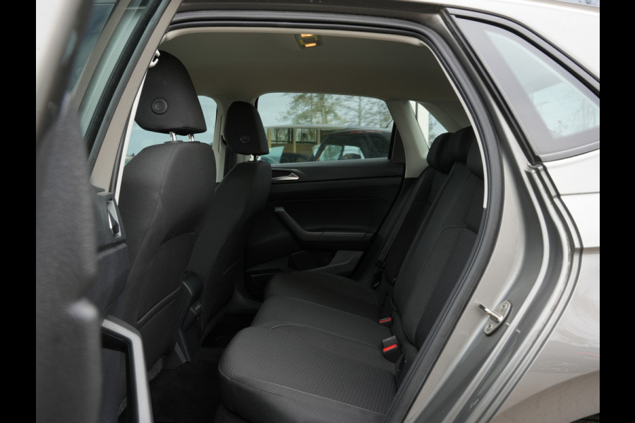Volkswagen Polo 1.0 TSI Comfortline Automaat | Climate Control | Adaptive Cruise | Navigatie | DAB
