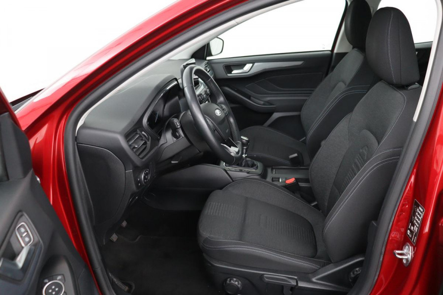 Ford Focus 1.0 EcoBoost Active | Stoel & stuurverwarming | B&O Sound | Carplay | Navigatie | PDC | Cruise control | Airco