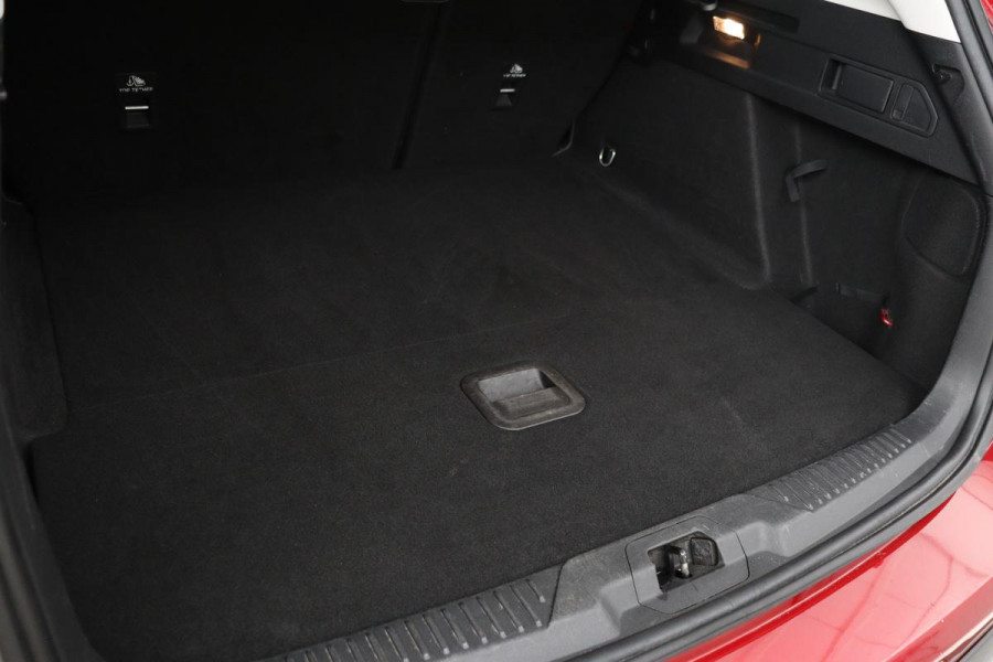 Ford Focus 1.0 EcoBoost Active | Stoel & stuurverwarming | B&O Sound | Carplay | Navigatie | PDC | Cruise control | Airco