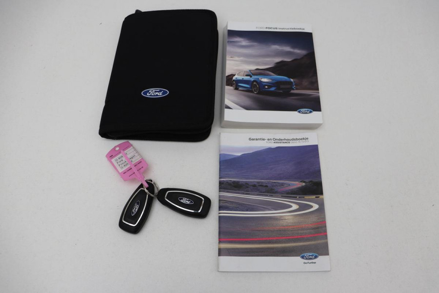 Ford Focus 1.0 EcoBoost Active | Stoel & stuurverwarming | B&O Sound | Carplay | Navigatie | PDC | Cruise control | Airco