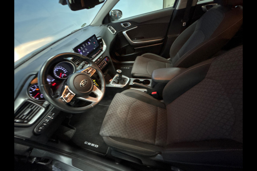 Kia Ceed 1.0 T-GDi DynamicLine Navi, Carplay, Cruise,