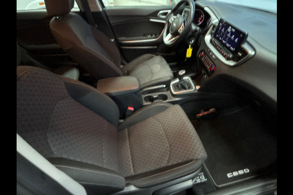 Kia Ceed 1.0 T-GDi DynamicLine Navi, Carplay, Cruise,