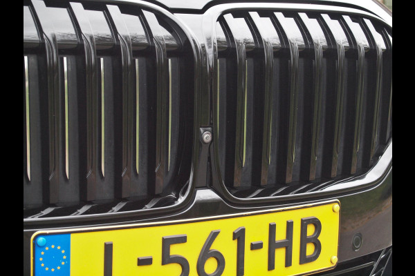 BMW 7 Serie 745e High Executive | Panoramadak | Harman Kardon | Camera | Head-up display | Sfeerverlichting | Full Option |