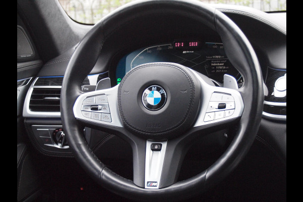 BMW 7 Serie 745e High Executive | Panoramadak | Harman Kardon | Camera | Head-up display | Sfeerverlichting | Full Option |