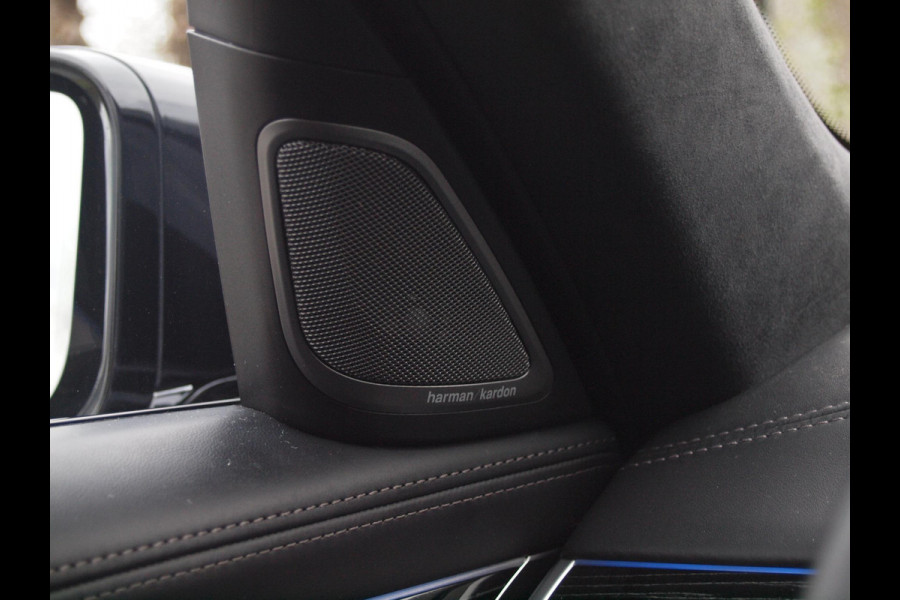 BMW 7 Serie 745e High Executive | Panoramadak | Harman Kardon | Camera | Head-up display | Sfeerverlichting | Full Option |