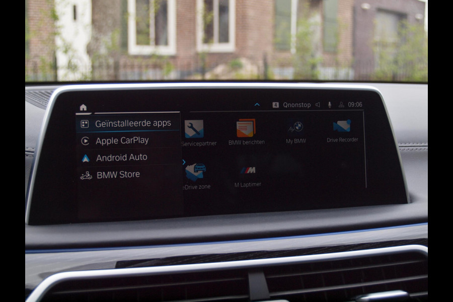 BMW 7 Serie 745e High Executive | Panoramadak | Harman Kardon | Camera | Head-up display | Sfeerverlichting | Full Option |