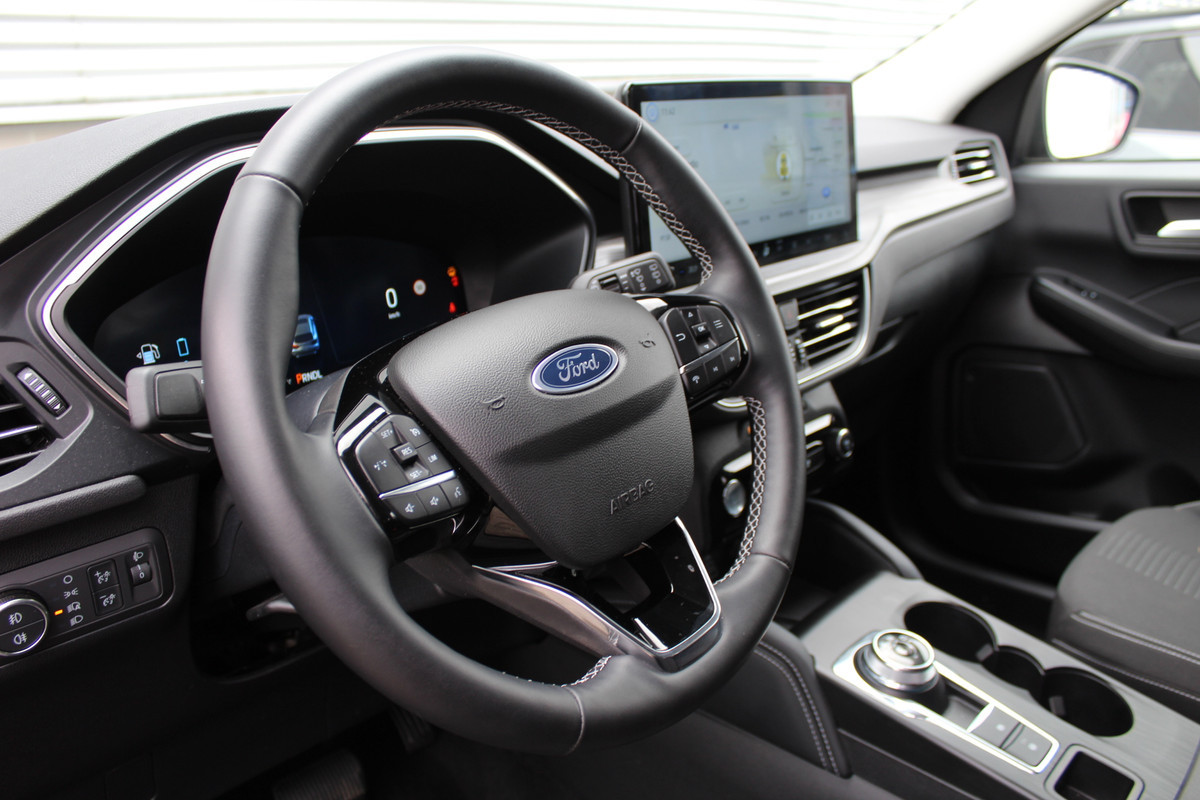 Ford Kuga 2.5 PHEV Active | Bluetooth | Navigatie | Winterpack | Camera Ford Kuga 2.5 PHEV Active | Bluetooth | Navigatie | Winterpack | Camera