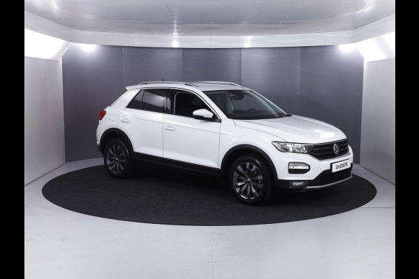 Volkswagen T-Roc 1.5 TSI Style 150 pk Automaat (DSG) | Navigatie | Autom. airco | Parkeersensoren | Achteruitrijcamera