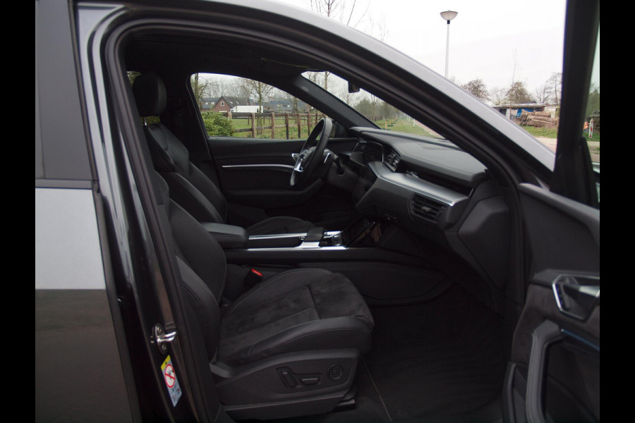 Audi e-tron Sportback 55 quattro S edition 95 kWh | Panoramadak | Camera | Apple Carplay | Cruise Control |