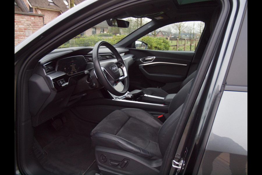 Audi e-tron Sportback 55 quattro S edition 95 kWh | Panoramadak | Camera | Apple Carplay | Cruise Control |