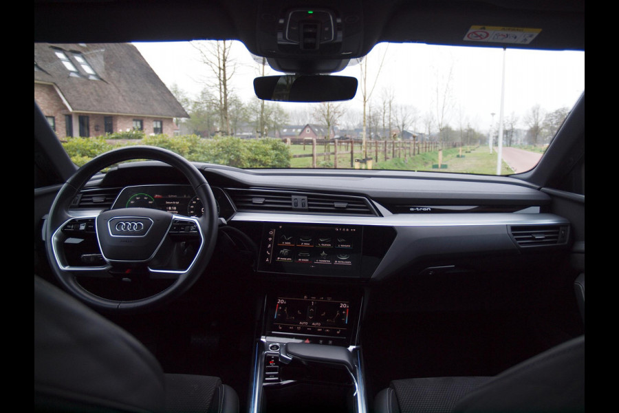 Audi e-tron Sportback 55 quattro S edition 95 kWh | Panoramadak | Camera | Apple Carplay | Cruise Control |