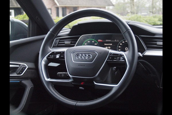 Audi e-tron Sportback 55 quattro S edition 95 kWh | Panoramadak | Camera | Apple Carplay | Cruise Control |